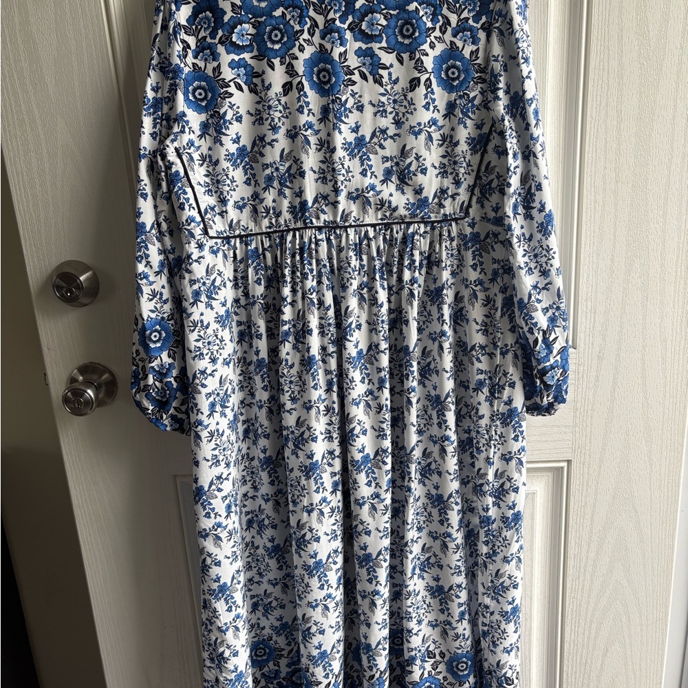 Blue Floral Long Sleeve Dress - Picture 2 of 3